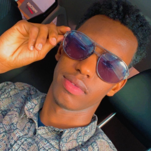 Meet your Posher, Abdullahi - Picture 1 of 1